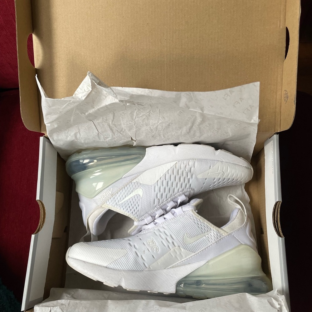 Nike Air Max 270